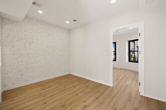 141 N St, Unit 2 in Boston, MA - Building Photo - Building Photo