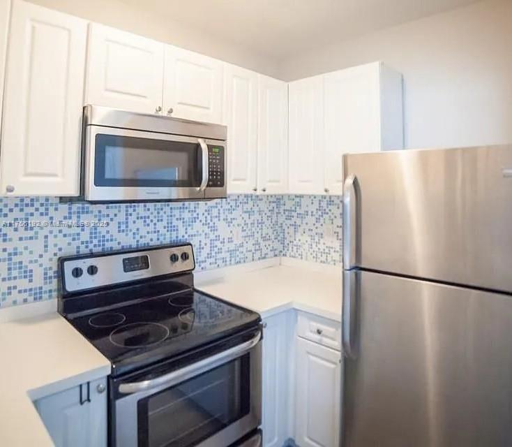 53 NE 49th St in Miami, FL - Building Photo