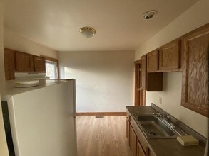 1522 Jefferson St in Duluth, MN - Foto de edificio - Building Photo