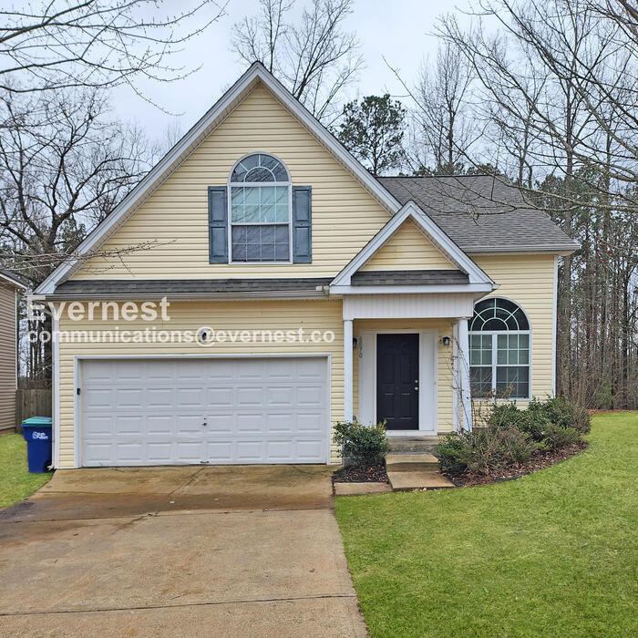 6870 Old Bethsaida Way in Riverdale, GA - Building Photo