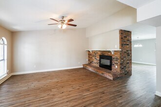 17611 Ranch Country Rd in Hockley, TX - Building Photo - Building Photo