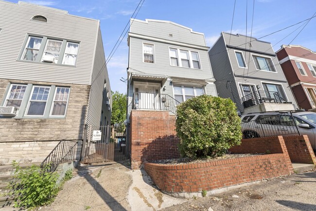 property at 658 Liberty Ave