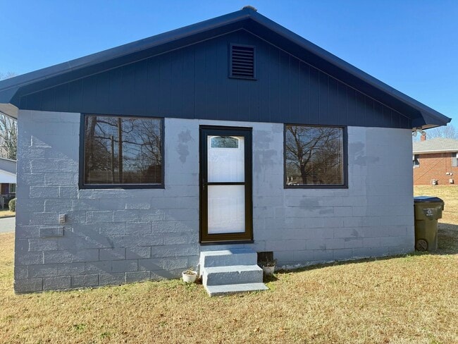 property at 1204 Avondale Dr