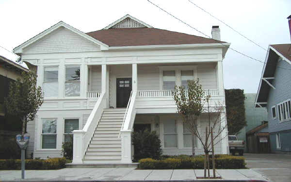 418 Humboldt St in Santa Rosa, CA - Foto de edificio