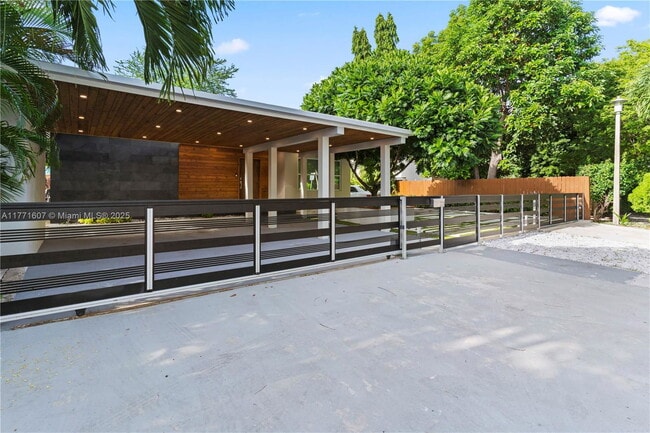 property at 221 NE 44th St