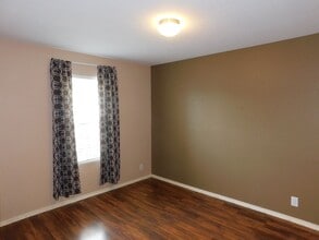 818 Three Wood Way in San Antonio, TX - Building Photo - Building Photo