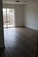 127 SW 6th Ln in Florida City, FL - Building Photo - Building Photo