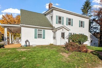 21 Elliott St-Unit -2 in Westminster, MA - Building Photo - Building Photo