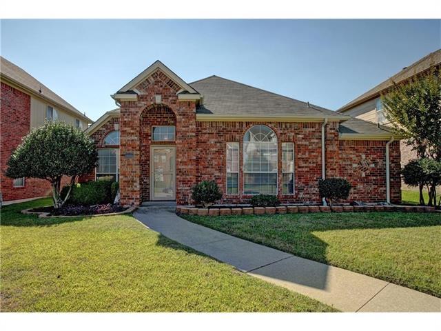 property at 1710 Live Oak Ln