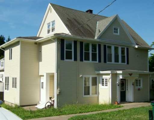 2 Forest Ave in Monroe, NY - Building Photo