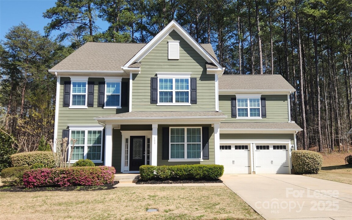 108 Ferngrove Ct in Mooresville, NC - Building Photo