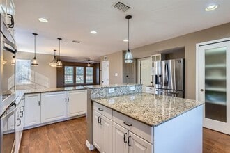 13003 S Madrone Trail in Austin, TX - Building Photo - Building Photo