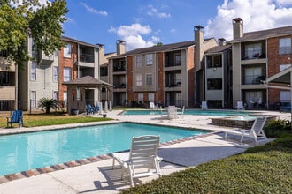 Venetian Apartamentos Houston in Houston, TX - Building Photo - Other