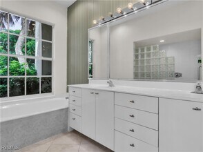 1580 Argyle Dr in Ft. Myers, FL - Building Photo - Building Photo