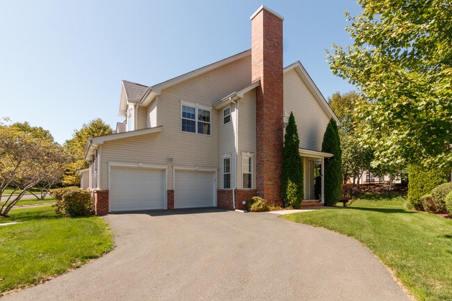 property at 14 Last Leaf Cir