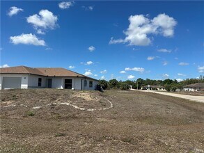 3965 20th St W in Lehigh Acres, FL - Building Photo - Building Photo