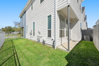 4002 Elser St in Houston, TX - Building Photo - Building Photo