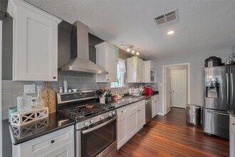 5514 Avenue M in Santa Fe, TX - Building Photo - Building Photo