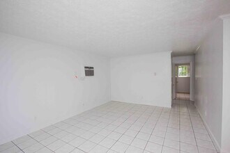 3107 Pawnee Dr in Indianapolis, IN - Building Photo - Building Photo