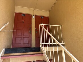 1000 Lake of the Woods Blvd in Fern Park, FL - Building Photo - Building Photo