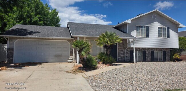 1947 E 40 S Cir in Saint George, UT - Building Photo - Building Photo