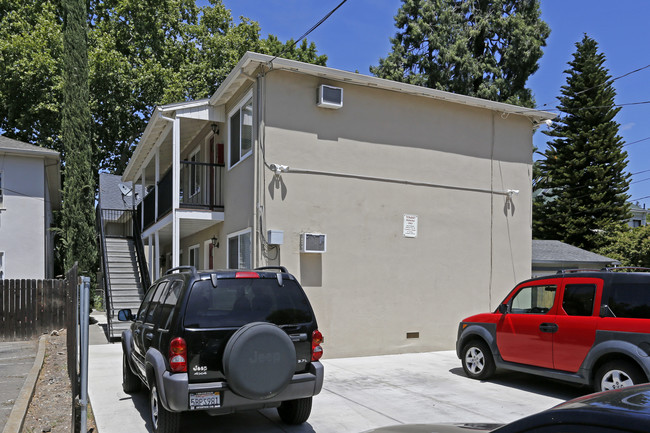 2312 I St in Sacramento, CA - Building Photo - Building Photo