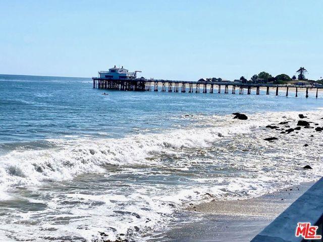 22828 CA-1 in Malibu, CA - Building Photo