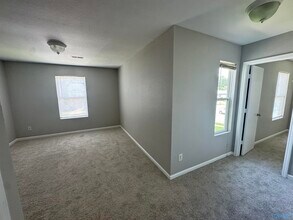 227 Farmington Dr in Harvest, AL - Building Photo - Building Photo