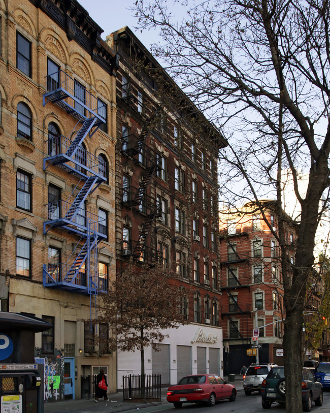 122-128 Norfolk St in New York, NY - Foto de edificio - Building Photo