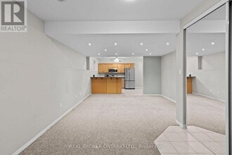 268 Johnson St in Barrie, ON - Building Photo - Building Photo