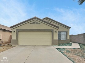 611 E Pacific Dr in Avondale, AZ - Building Photo