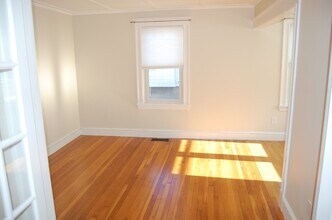 3 Circular Ave in Natick, MA - Building Photo - Building Photo