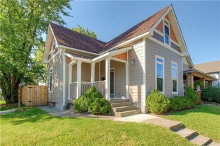 373 E Morris St in Indianapolis, IN - Building Photo