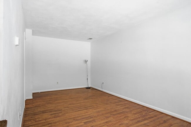 387 Charles St in Blacksburg, VA - Building Photo - Building Photo