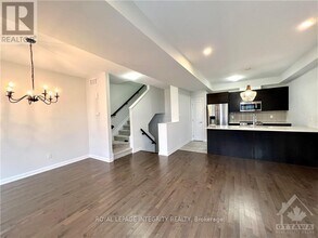 502 Galmoy Way in Ottawa, ON - Building Photo - Building Photo