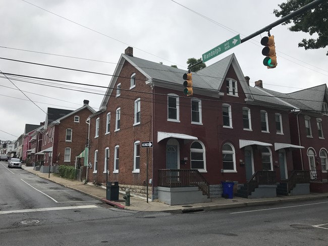 Locust Corner in Hagerstown, MD - Building Photo - Building Photo