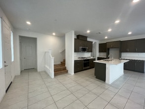 16254 Lozano St in Fontana, CA - Building Photo - Building Photo