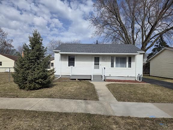 property at 920 Erie Ave