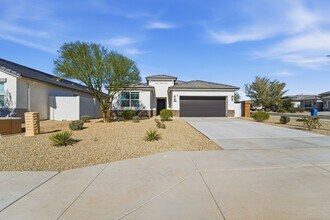 23928 W Ripple Rd in Buckeye, AZ - Building Photo - Building Photo