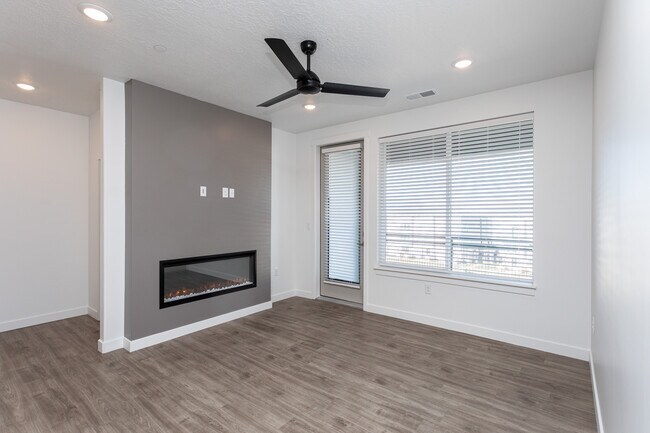 Reveal in Draper, UT - Foto de edificio - Interior Photo