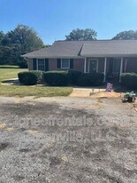 119 Lacey Ln in Spartanburg, SC - Building Photo