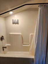 6091 Dutch Mine Rd in Diamond Springs, CA - Building Photo - Building Photo