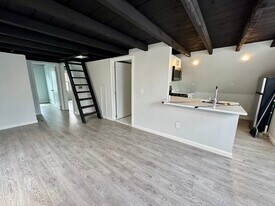 61 Tell St, Unit 3 in Providence, RI - Building Photo