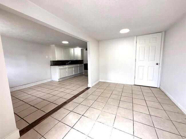 106 Hanover St in Houston, TX - Building Photo - Building Photo