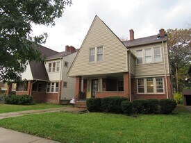 2264 Northland Ave, Unit 2262 Northland Ave. in Lakewood, OH - Building Photo