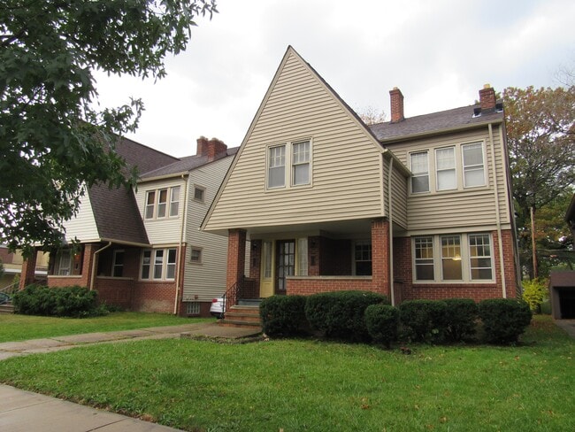 property at 2264 Northland Ave