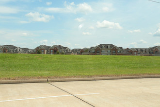 Reading Park Apartments in Rosenberg, TX - Building Photo - Building Photo