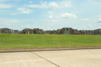 Reading Park Apartments in Rosenberg, TX - Foto de edificio - Building Photo