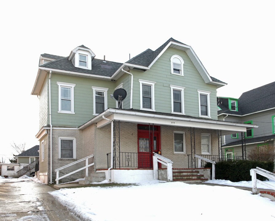 404 4th Ave in Asbury Park, NJ - Building Photo