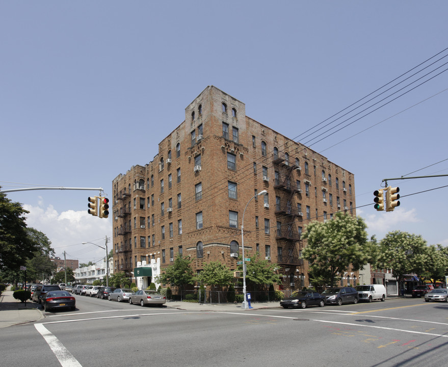 2901 Avenue J in Brooklyn, NY - Foto de edificio